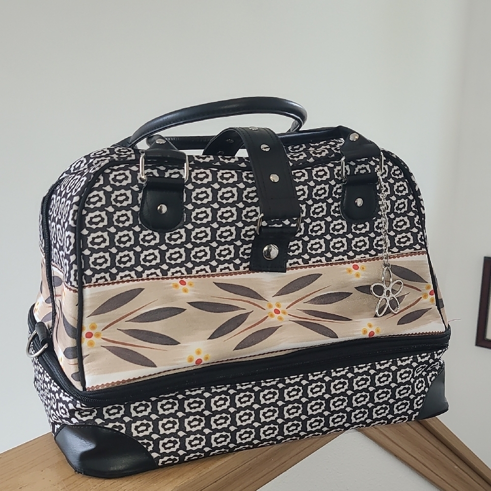 Temptations Black and Cream Patterned Food Storage Bag - Picture 1 of 5
